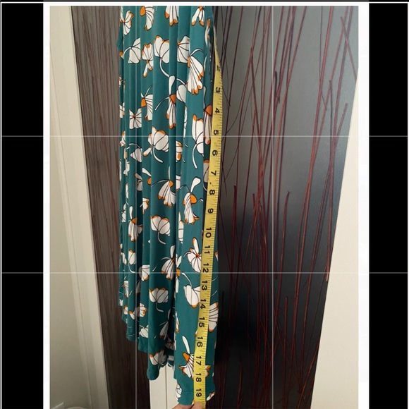 Fighting Eel - Dress Deja - Picture 3 of 3